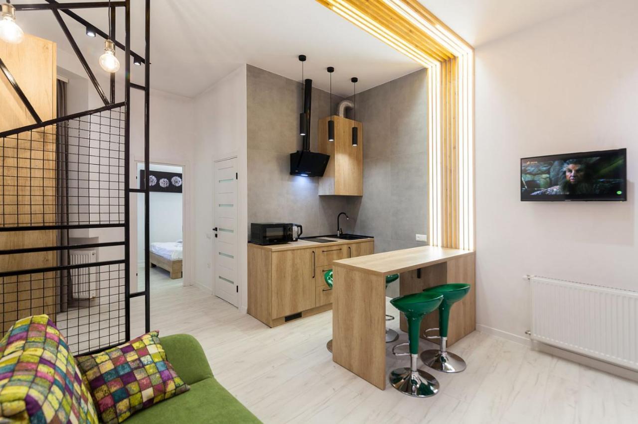 Apartments On Kulisha Str ลวีฟ ภายนอก รูปภาพ