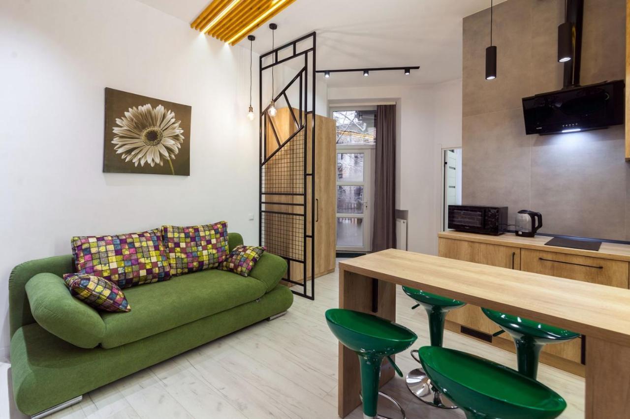 Apartments On Kulisha Str ลวีฟ ภายนอก รูปภาพ